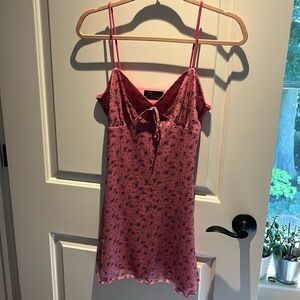 Pink floral dress from Urban Outfitters!💗